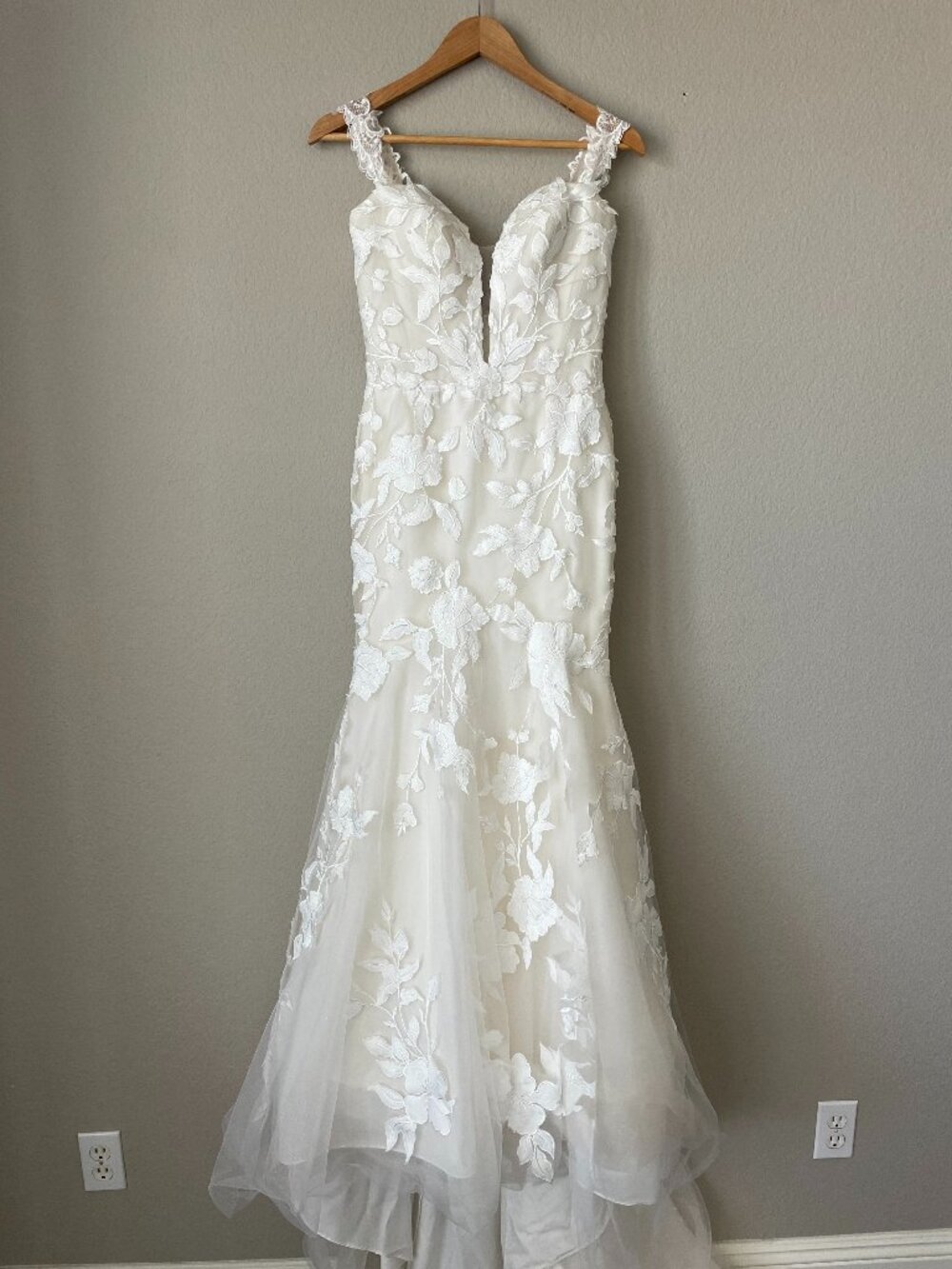 Rebecca Ingram White Wedding Dress